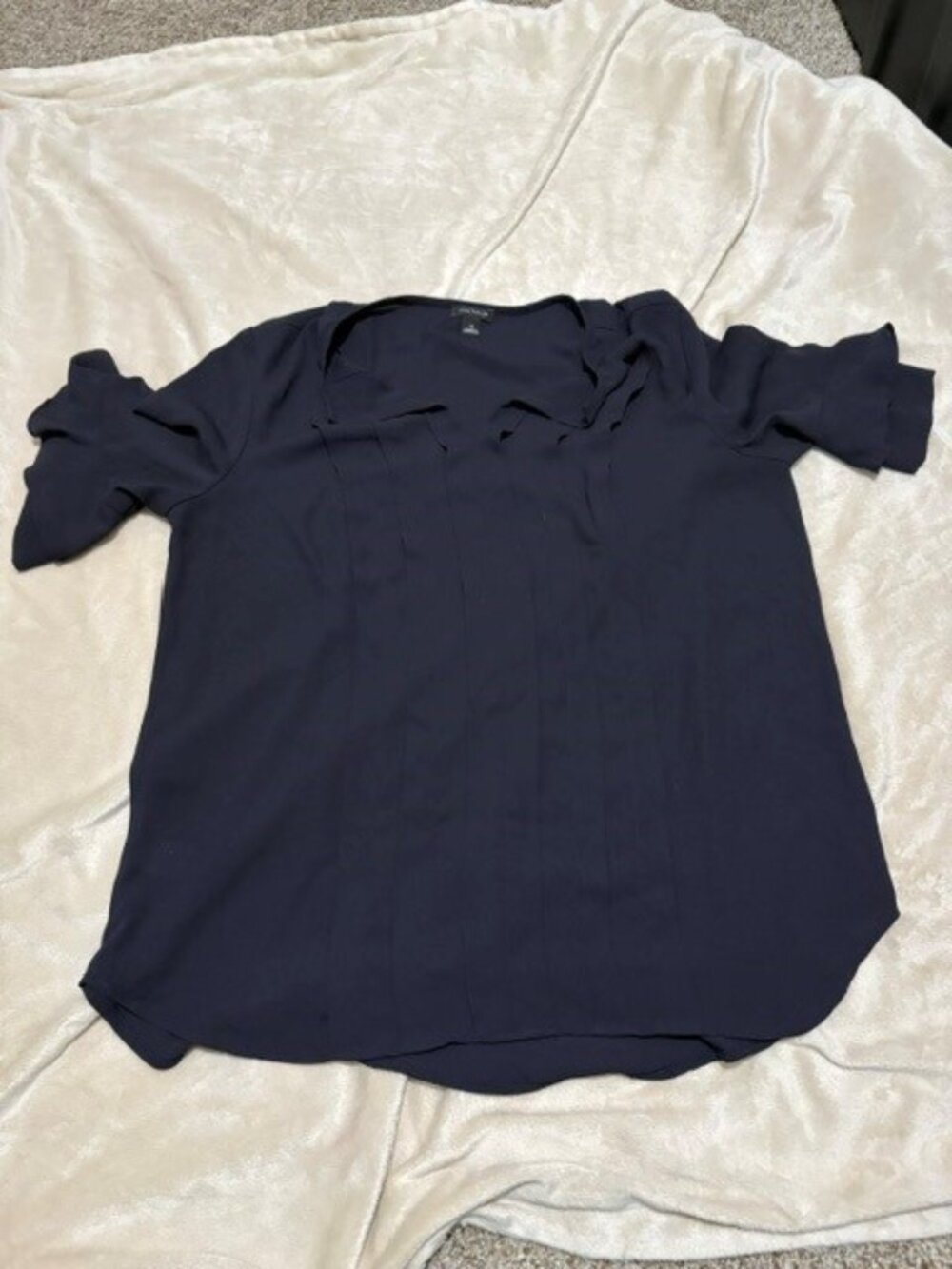 Ann Taylor Black Top w/Flutter Sleeves Blouse & Pleats on the front